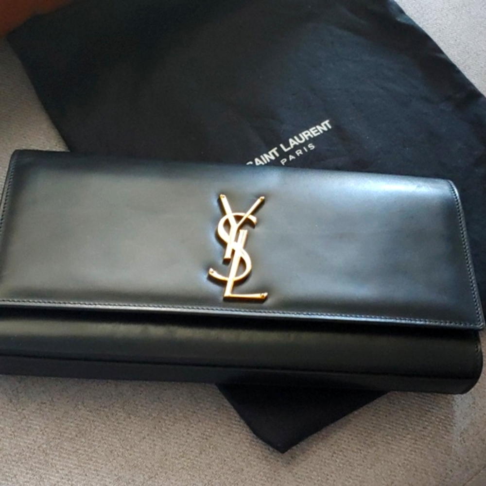Saint Laurent monogramm cloutch